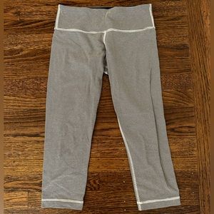 Lululemon wunder under crop micro stripe size 6